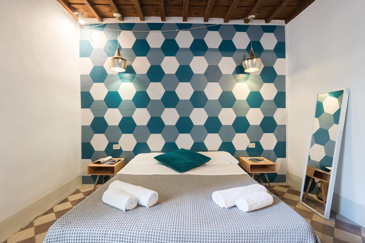 F6 - Santa Croce One Bedroom Flat For 2 Or 3 Guests Φλωρεντία Εξωτερικό φωτογραφία