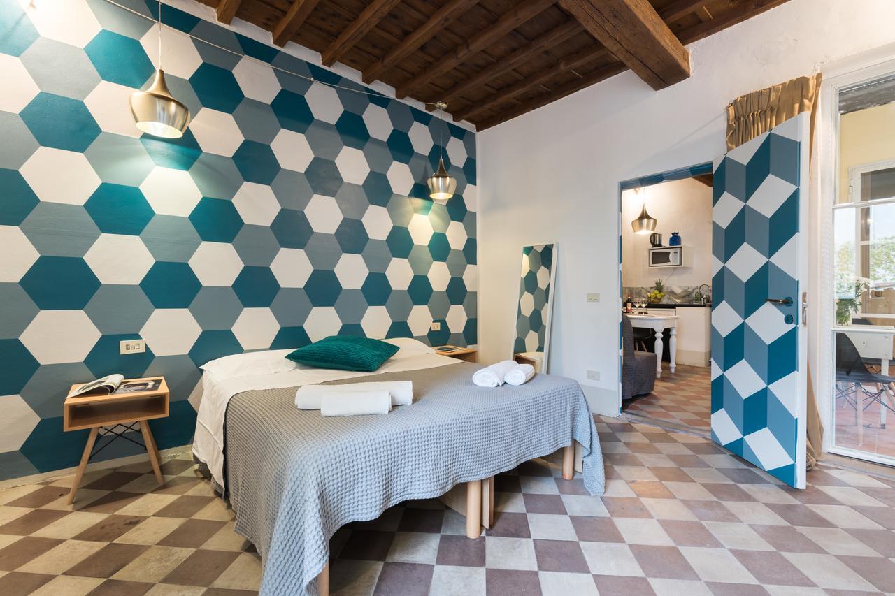 F6 - Santa Croce One Bedroom Flat For 2 Or 3 Guests Φλωρεντία Εξωτερικό φωτογραφία